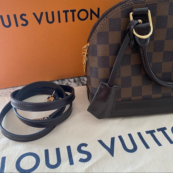 LV Alma bb Damier - Picture 2 of 10